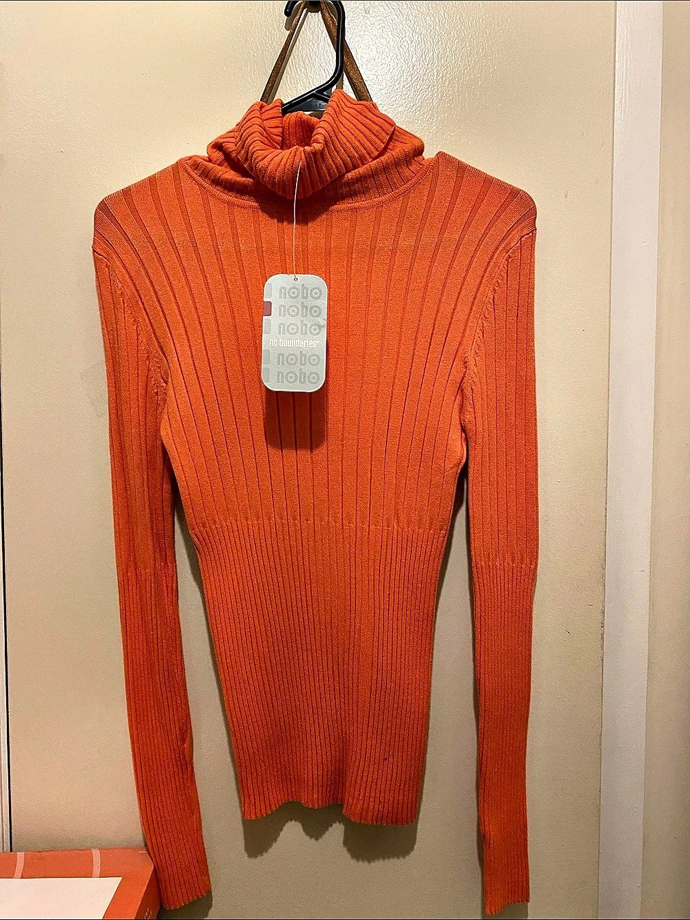 No Boundaries NB Turtle Neck Sweater Orange Juniors Large